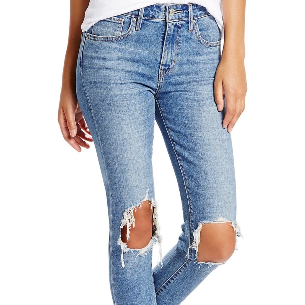 Brand new  levi 721 ripped high waisted jeans